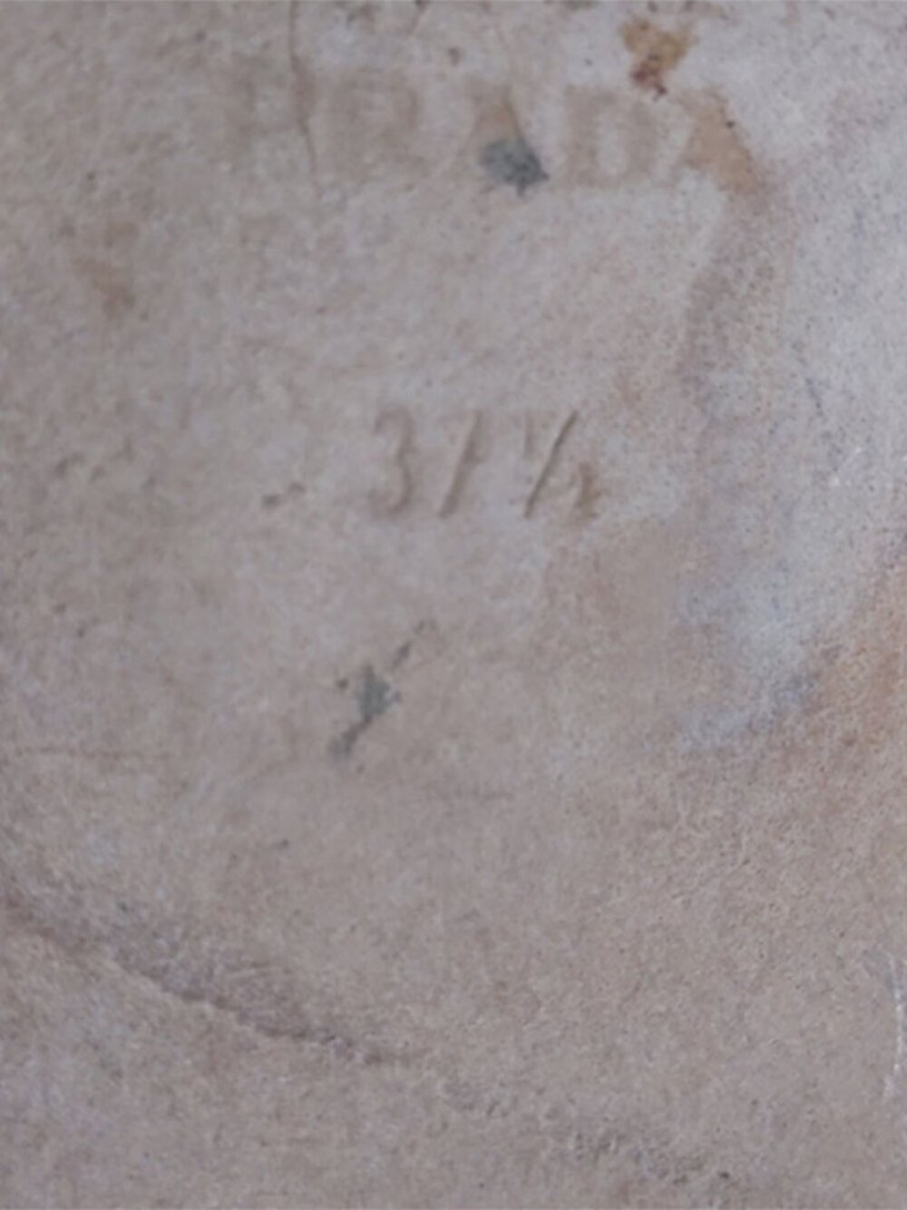 Prada Flat Leather Thong Sandals in Gold with Rhinestones Womens Size 7 - Picture 10 of 14